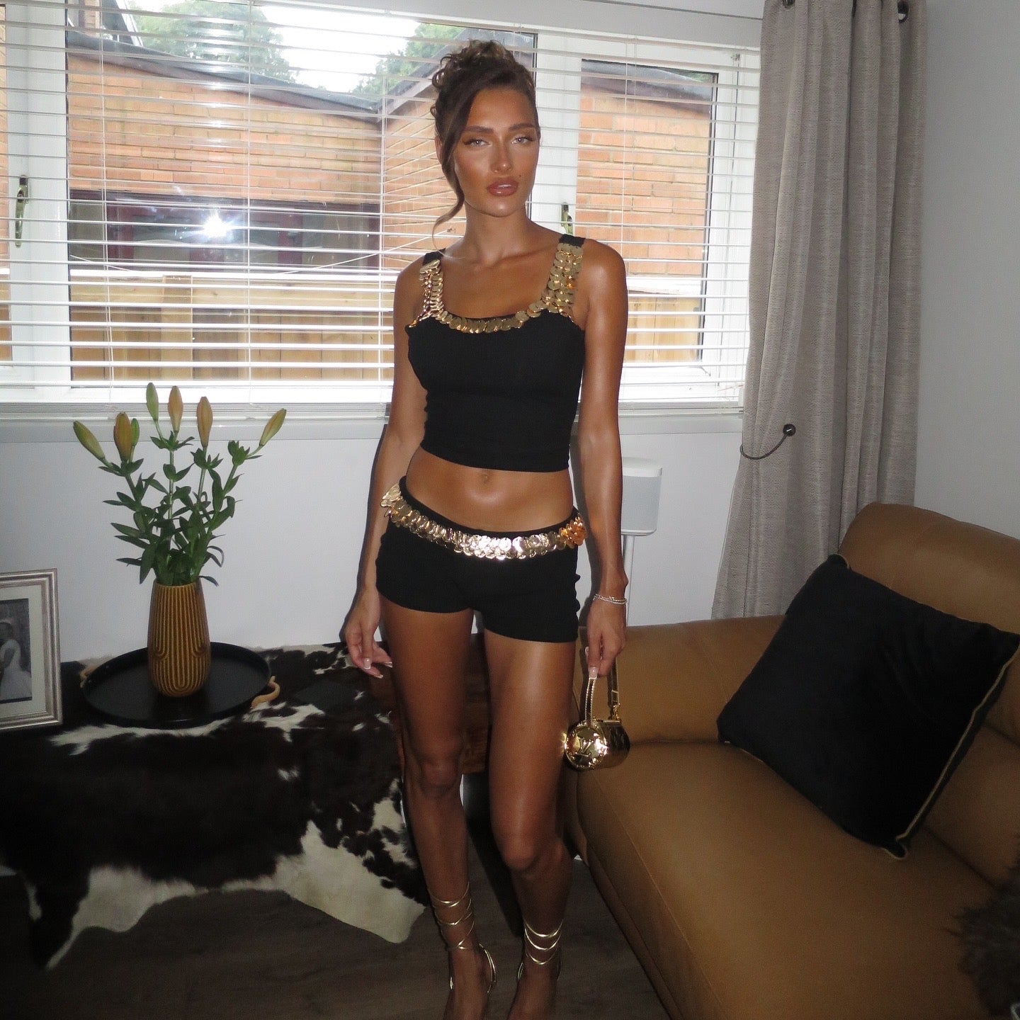 “Gigi” (Black)