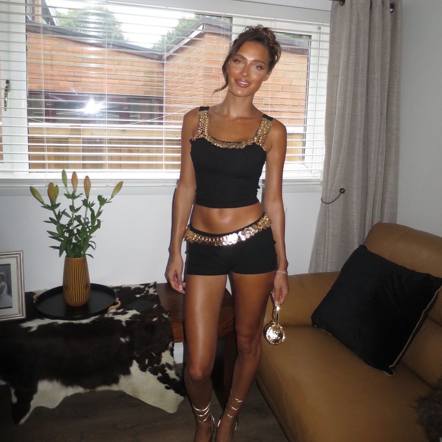 “Gigi” (Black)